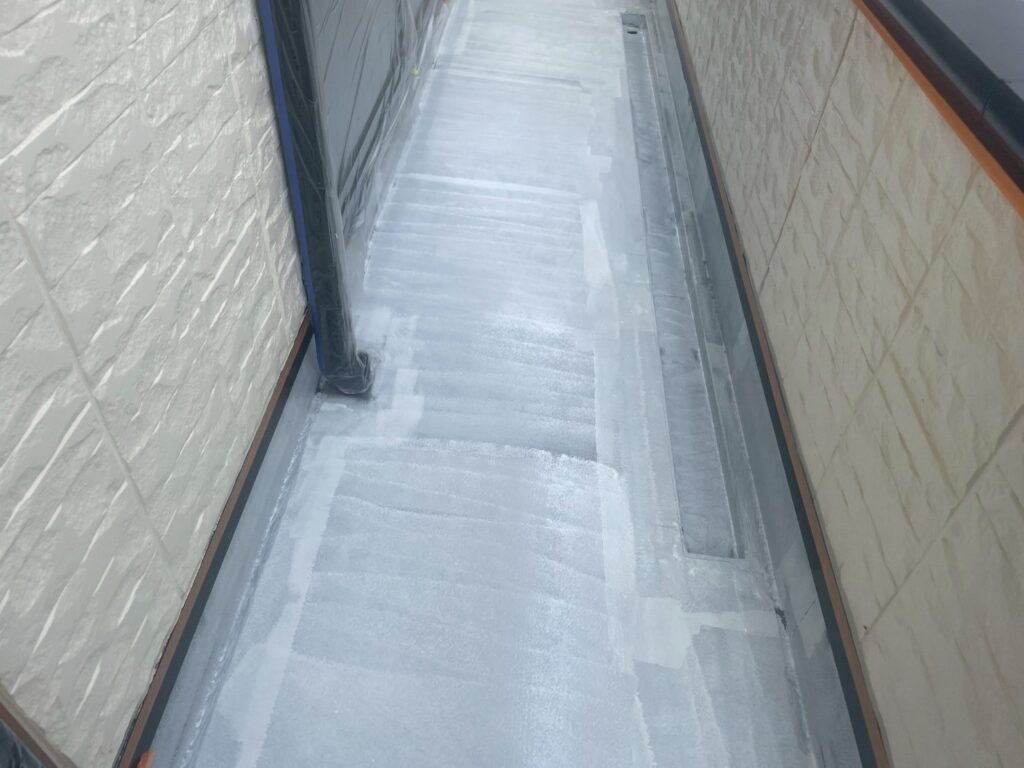 専用プライマー塗布後